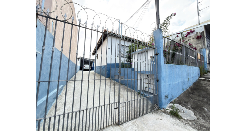 Terreno à venda no Bairro do Jardim Mangalot na Rua Desembargador Cândido da Cunha Cintra