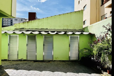 Apartamento à venda no Guarujá no Bairro do Enseada na Avenida Abílio dos Santos Branco 646,