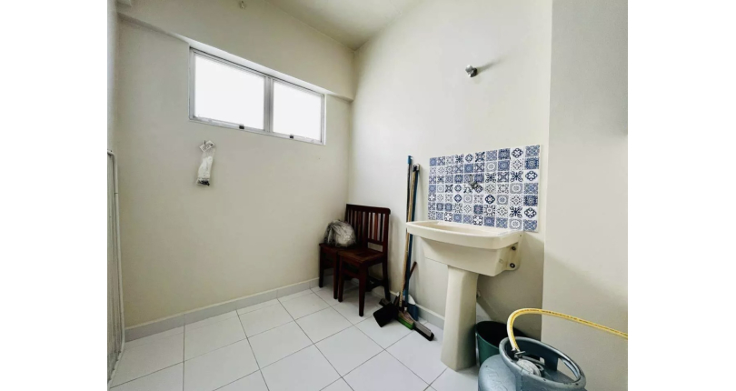 Apartamento à venda no Guarujá no Bairro do Enseada na Avenida Abílio dos Santos Branco 646,