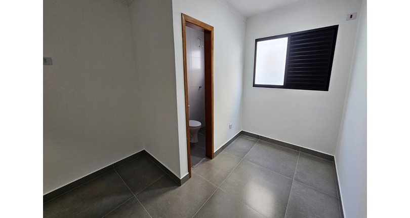 Sobrado novo à venda no Bairro Jardim Líbano na Rua João de Almeida e Silva 589