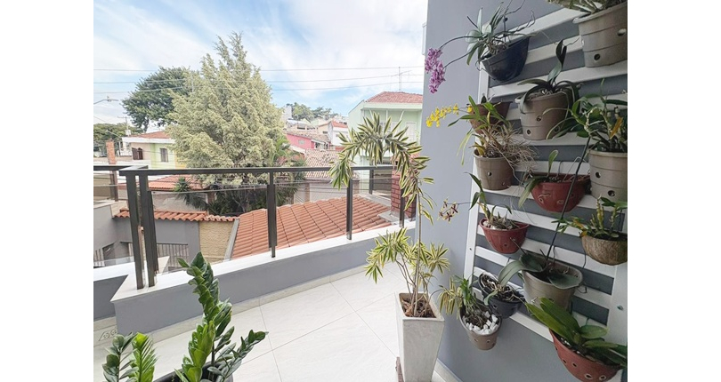  Sobrado à venda no Bairro do Jardim Santo Elias na Rua Padre João Beil