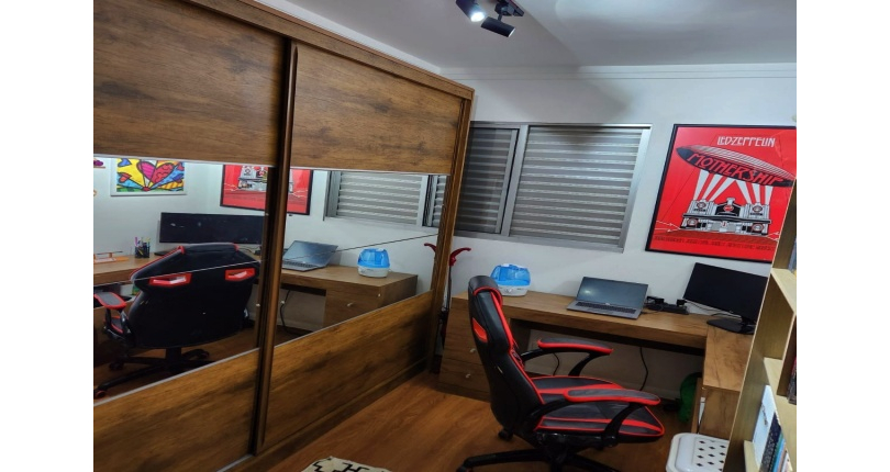 Apartamento Duplex à venda no Bairro da Vila Primavera na Rua Professor Rui Bloem 331