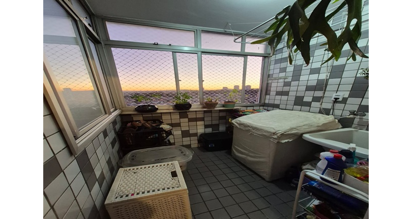 Apartamento à venda no Bairro da Vila Mangalot na Rua Alvorada do Norte 158