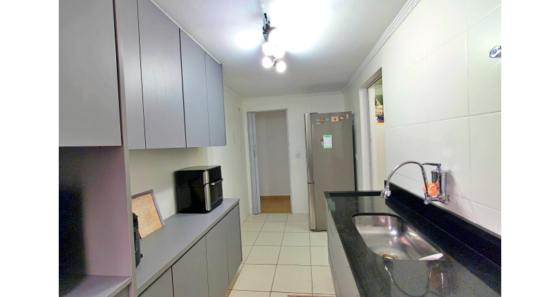 Apartamento à venda no Bairro do Jardim Santa Mônica na Avenida Santa Monica 593,