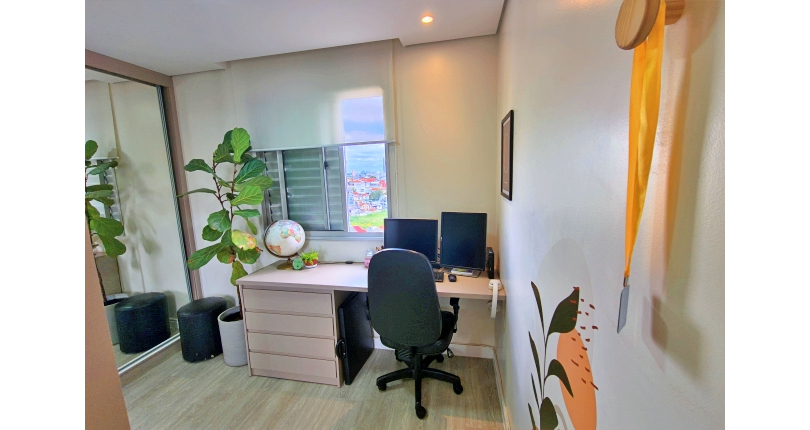 Lindo Apartamento à venda no Bairro do Parque Maria Domitila na Rua Willis Roberto Banks 401,