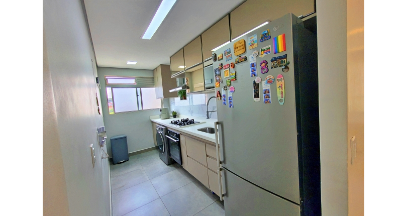 Lindo Apartamento à venda no Bairro do Parque Maria Domitila na Rua Willis Roberto Banks 401,