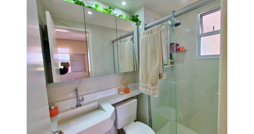 Lindo Apartamento à venda no Bairro do Parque Maria Domitila na Rua Willis Roberto Banks 401,