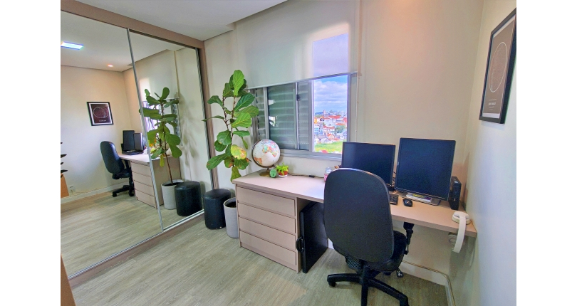 Lindo Apartamento à venda no Bairro do Parque Maria Domitila na Rua Willis Roberto Banks 401,