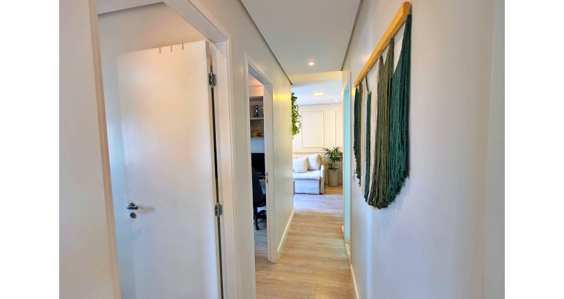 Lindo Apartamento à venda no Bairro do Parque Maria Domitila na Rua Willis Roberto Banks 401,