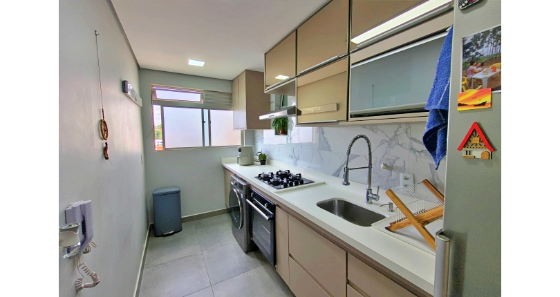 Lindo Apartamento à venda no Bairro do Parque Maria Domitila na Rua Willis Roberto Banks 401,