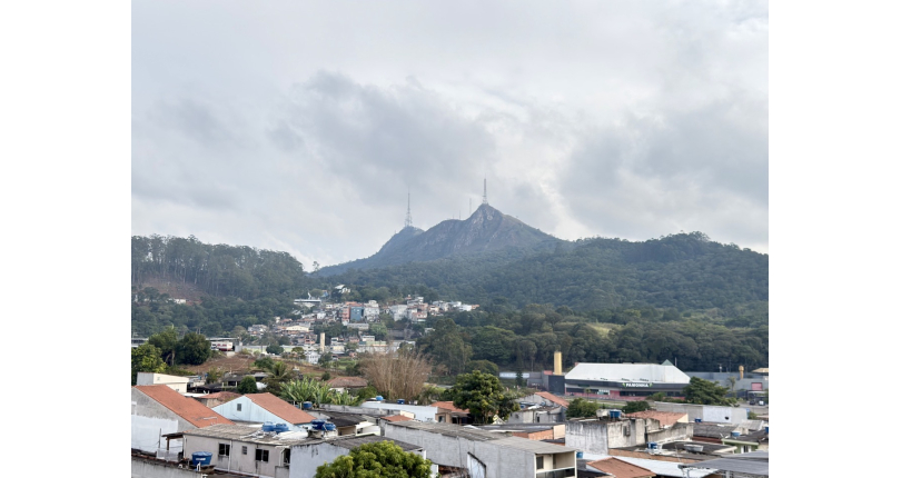  Sobrado à venda no Jardim Ipanema (Zona Oeste) na Rua Gregório Tagle