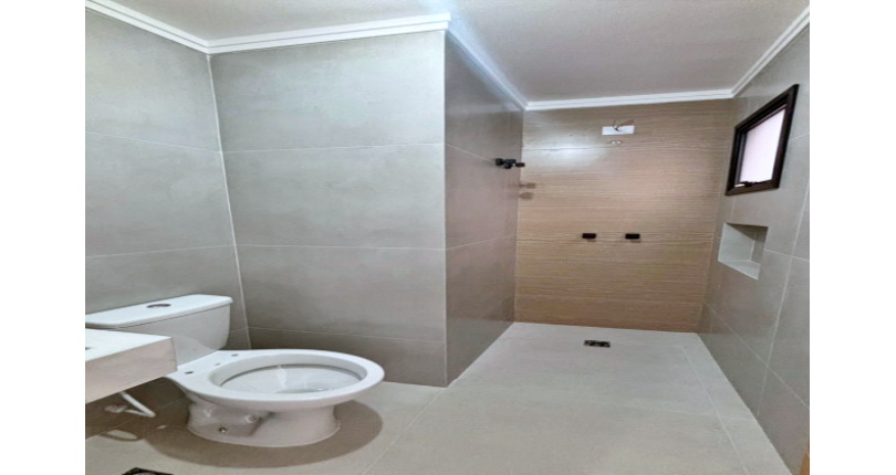Sobrado novo à venda no Jardim Primavera (Zona Norte)  na Rua Padre Tomás Pereira 56