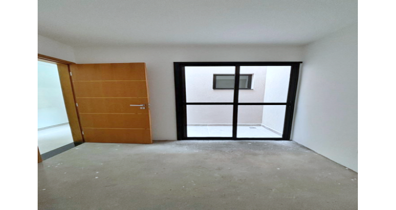 Sobrado novo à venda no Jardim Primavera (Zona Norte)  na Rua Padre Tomás Pereira 56