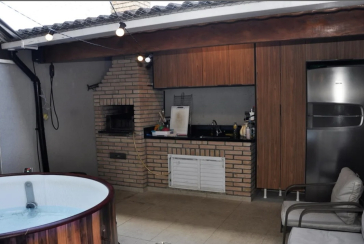 Sobrado à venda no Bairro da Vila Fiat Lux na Rua General Alencastro Guimarães