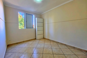 Apartamento à venda no Bairro da Vila Guedes na Rua Martinho do Amaral 101,