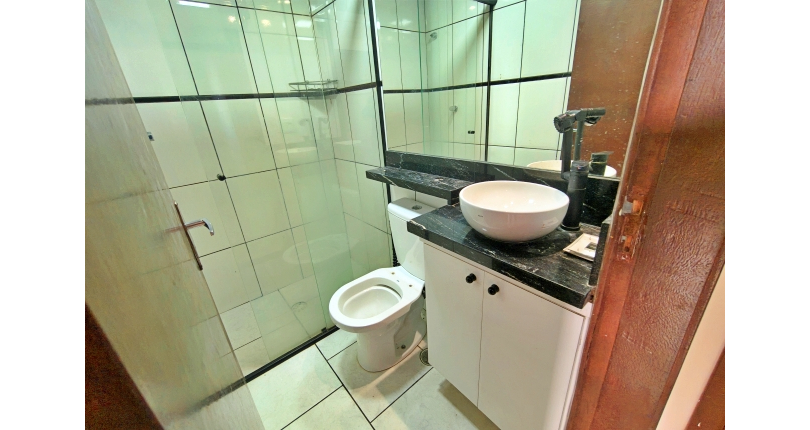 Apartamento à venda no Bairro da Vila Guedes na Rua Martinho do Amaral 101,