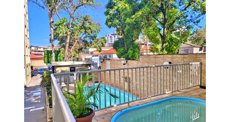 Apartamento à venda no Bairro da Vila Guedes na Rua Martinho do Amaral 101,