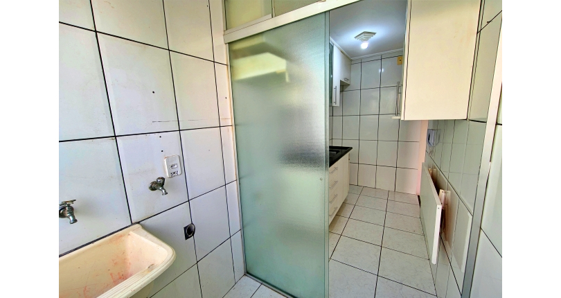 Apartamento à venda no Bairro da Vila Guedes na Rua Martinho do Amaral 101,