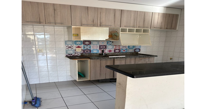 Apartamento à venda no Bairro do Conjunto Residencial Vista Verde na Rua Jose Carlos de Resende 92