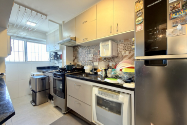 Apartamento à venda no Bairro da Vila Mangalot na Rua Itaxama 57, no Condomínio Edifício Monteiro Lobato,