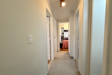 Apartamento à venda no Bairro da Vila Mangalot na Rua Itaxama 57, no Condomínio Edifício Monteiro Lobato,