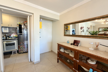 Apartamento à venda no Bairro da Vila Mangalot na Rua Itaxama 57, no Condomínio Edifício Monteiro Lobato,