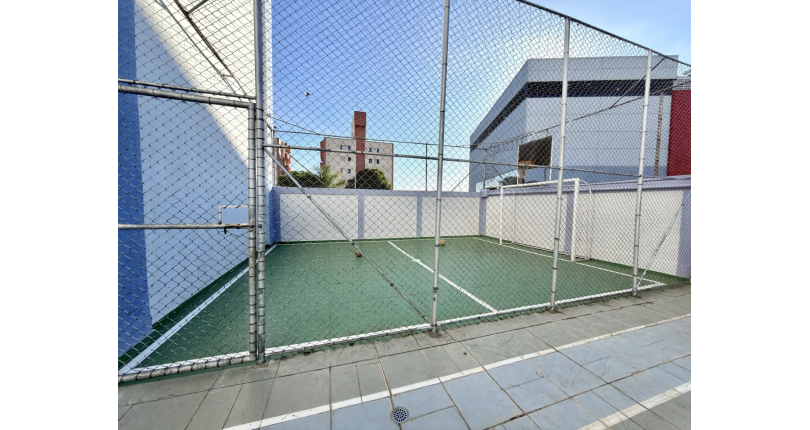 Apartamento à venda no Bairro da Vila Mangalot na Rua Itaxama 57, no Condomínio Edifício Monteiro Lobato,