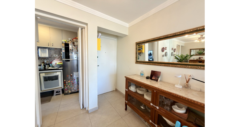 Apartamento à venda no Bairro da Vila Mangalot na Rua Itaxama 57, no Condomínio Edifício Monteiro Lobato,
