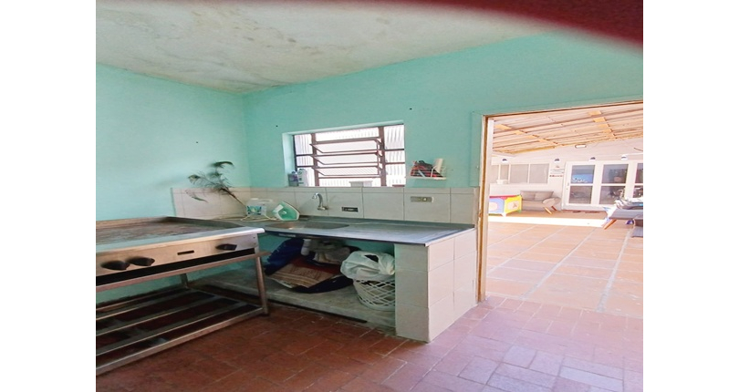 Sobrado à venda no Bairro da Vila Boaçava na Rua Domingos Maza