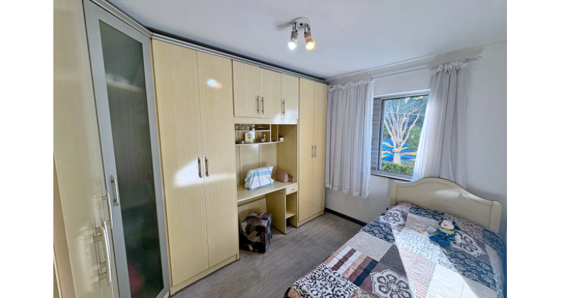  Apartamento à venda no Bairro da Freguesia do Ó na Rua Antonieta Leitão 209,