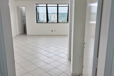 Sala Comercial à venda no Bairro da Lapa na Rua Domingos Rodrigues 341,
