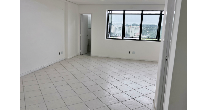Sala Comercial à venda no Bairro da Lapa na Rua Domingos Rodrigues 341,