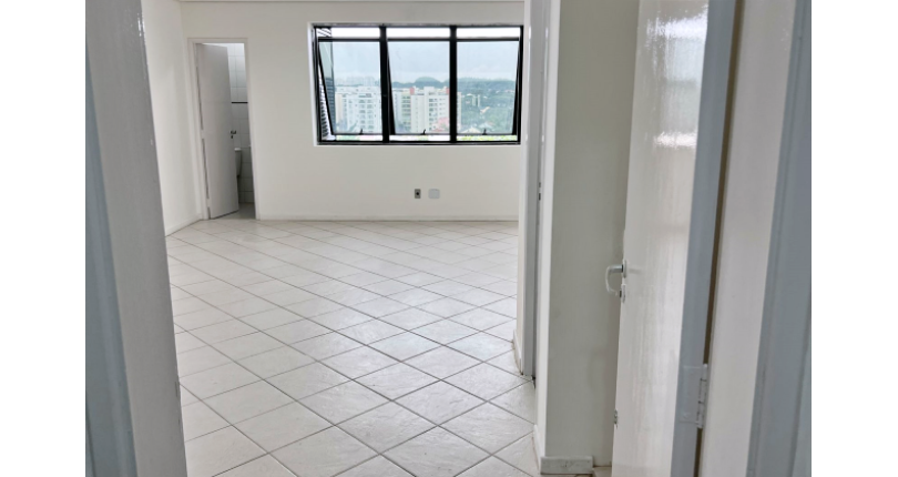 Sala Comercial à venda no Bairro da Lapa na Rua Domingos Rodrigues 341