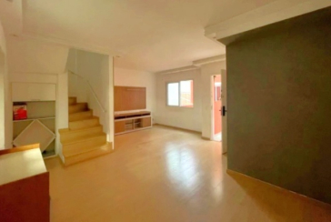 Sobrado à venda no Bairro do Jardim Santo Elias na Rua Frederico Jacobi 216