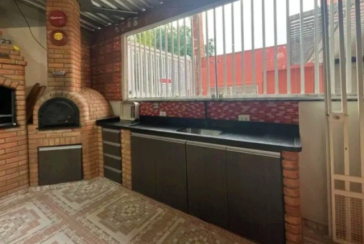 Sobrado à venda no Bairro do Jardim Santo Elias na Rua Frederico Jacobi 216