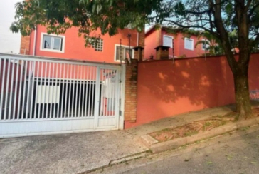 Sobrado à venda no Bairro do Jardim Santo Elias na Rua Frederico Jacobi 216