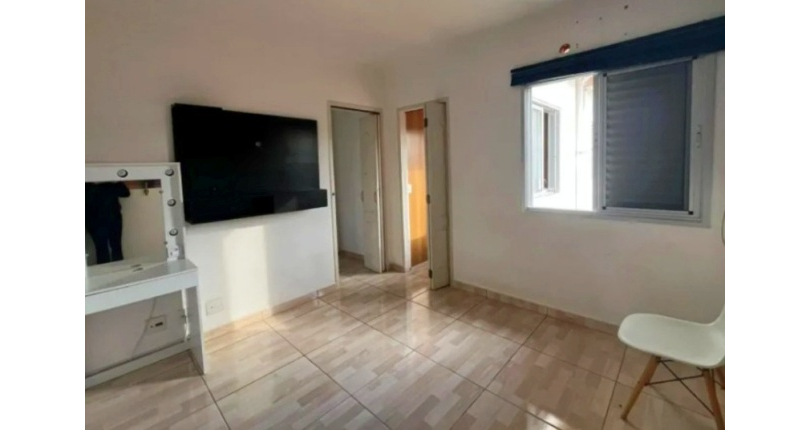Sobrado à venda no Bairro do Jardim Santo Elias na Rua Frederico Jacobi 216