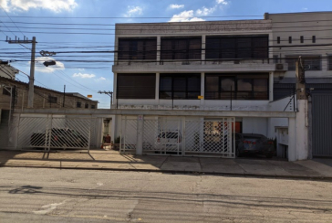 Galpão comercial ou Industrial à venda no Bairro da Vila Anastácio na Rua Alvarenga