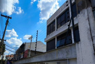 Galpão comercial ou Industrial à venda no Bairro da Vila Anastácio na Rua Alvarenga