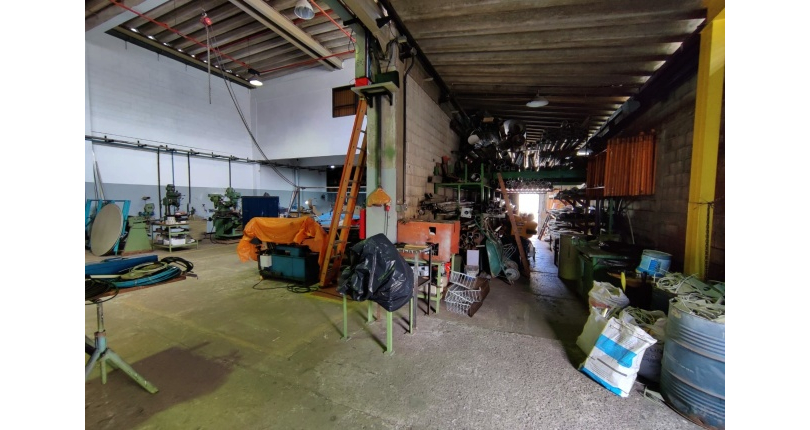 Galpão comercial ou Industrial à venda no Bairro da Vila Anastácio na Rua Alvarenga