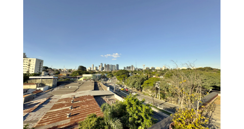 Excelente Imóvel Comercial à venda no Bairro da Vila Hamburguesa na Avenida Queiroz Filho
