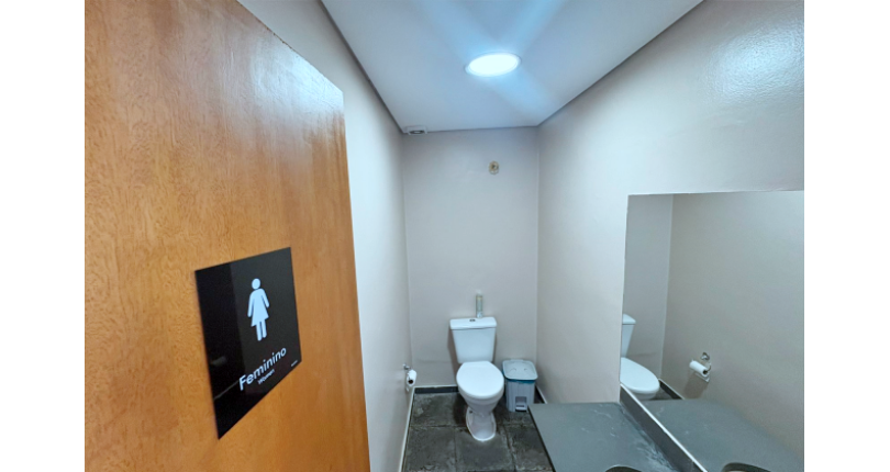 Excelente Imóvel Comercial à venda no Bairro da Vila Hamburguesa na Avenida Queiroz Filho