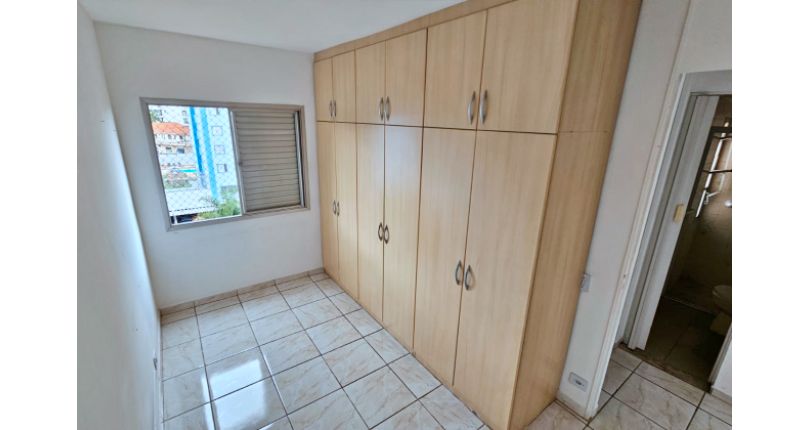 Apartamento à venda no Bairro da Vila Mangalot na Rua Manoel Lopes da Cunha 117,