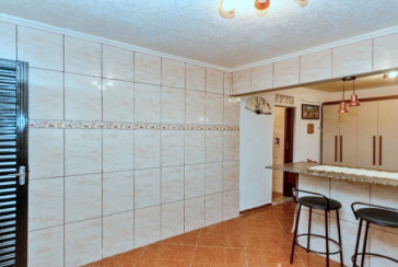 Casa Térrea à venda no Bairro da Vila Zat na Rua São Cândido