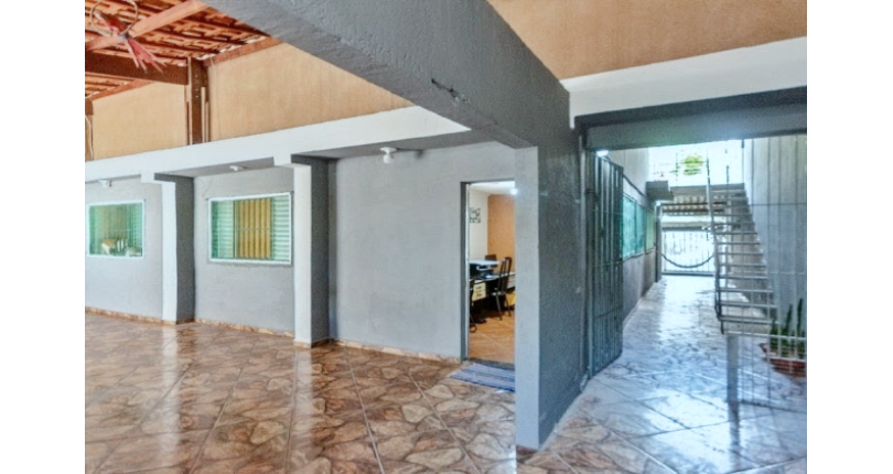 Casa Térrea à venda no Bairro da Vila Zat na Rua São Cândido