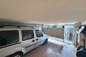 Sobrado à venda no Bairro do Parque São Domingos na Rua Luís Piccoli,