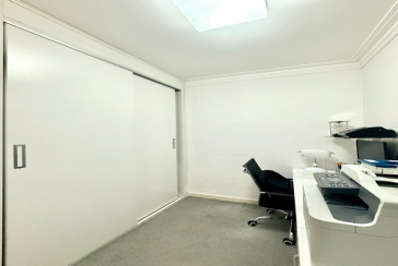 Apartamento à venda no Bairro da Vila dos Remédios na Rua Carlos Alberto Vanzolini 445