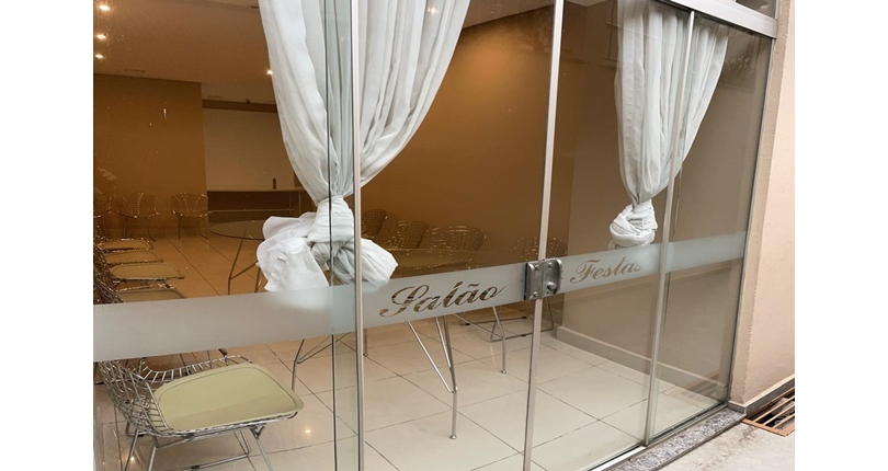 Apartamento à venda no Bairro da Vila dos Remédios na Rua Carlos Alberto Vanzolini 445