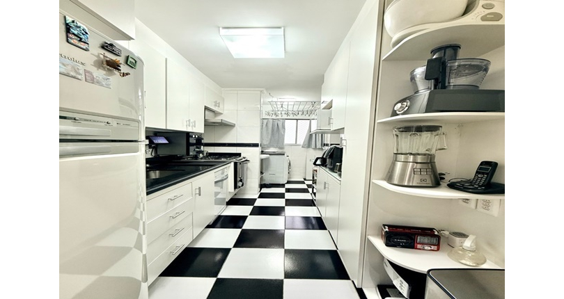 Apartamento à venda no Bairro da Vila dos Remédios na Rua Carlos Alberto Vanzolini 445