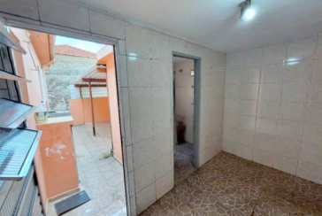 Casa Térrea à venda no Bairro da Vila Piauí na Rua Jacques Pilon